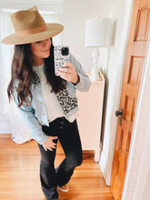 Load image into Gallery viewer, Andree by Unit Leopard Denim Jacket
