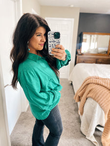 Davi & Dani Emerald Green Button Down Blouse